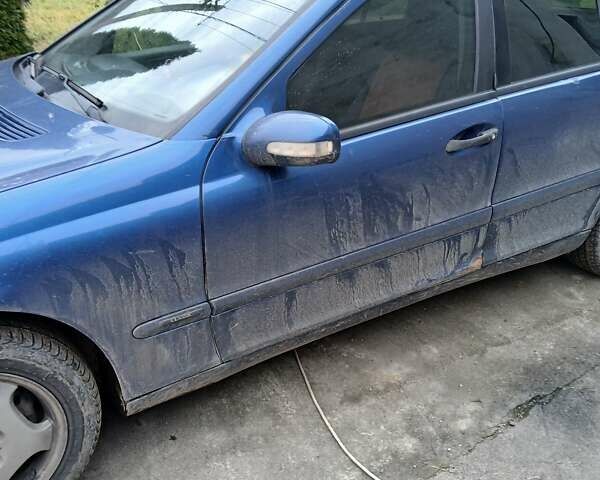 Синий Мерседес Ц-Класс, объемом двигателя 2.15 л и пробегом 400 тыс. км за 2700 $, фото 6 на Automoto.ua