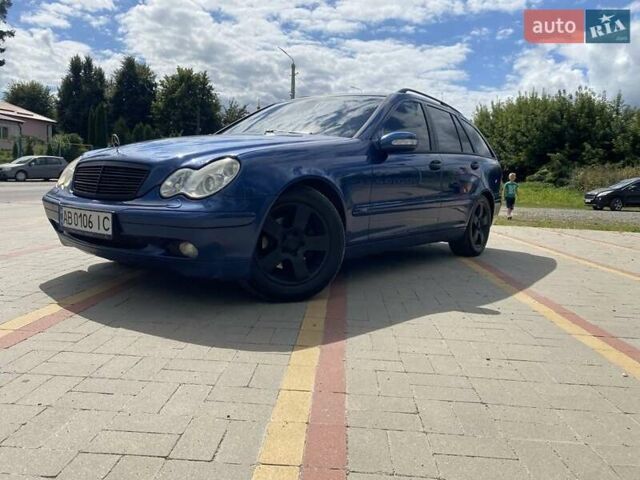 Синий Мерседес Ц-Класс, объемом двигателя 1.8 л и пробегом 291 тыс. км за 5400 $, фото 1 на Automoto.ua