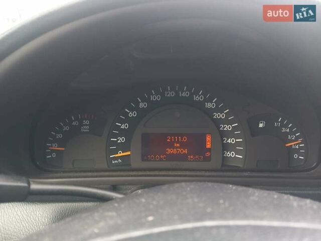 Мерседес Ц-Клас 2002 у Луцьку на Automoto.ua Синій Мерседес Ц-Клас, об'ємом двигуна 2.2 л та пробігом 398 тис. км за 4000 $, фото 2 на Automoto.ua