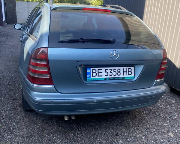 Синій Мерседес Ц-Клас, об'ємом двигуна 2.7 л та пробігом 571 тис. км за 4500 $, фото 3 на Automoto.ua