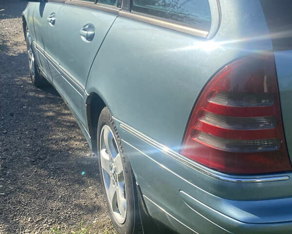 Синій Мерседес Ц-Клас, об'ємом двигуна 2.7 л та пробігом 571 тис. км за 4500 $, фото 7 на Automoto.ua