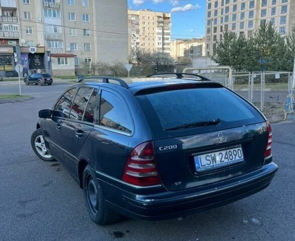 Синій Мерседес Ц-Клас, об'ємом двигуна 0 л та пробігом 231 тис. км за 1500 $, фото 3 на Automoto.ua