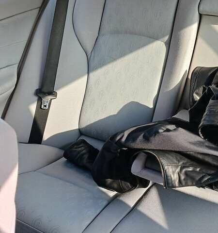 Синий Мерседес Ц-Класс, объемом двигателя 1.8 л и пробегом 330 тыс. км за 4000 $, фото 1 на Automoto.ua