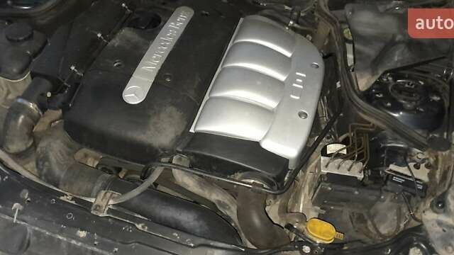 Синій Мерседес Ц-Клас, об'ємом двигуна 2.15 л та пробігом 500 тис. км за 3400 $, фото 1 на Automoto.ua