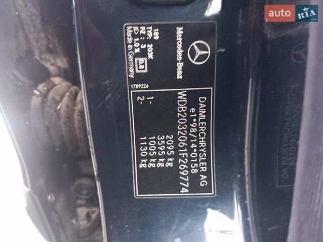Мерседес Ц-Клас 2002 у Луцьку на Automoto.ua Синій Мерседес Ц-Клас, об'ємом двигуна 2.2 л та пробігом 398 тис. км за 4000 $, фото 12 на Automoto.ua