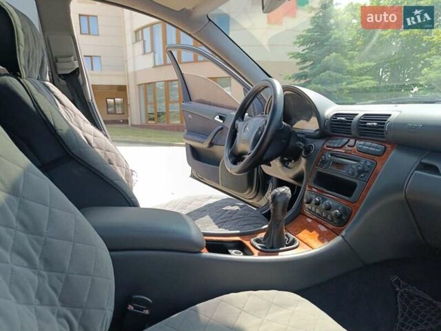 Синій Мерседес Ц-Клас, об'ємом двигуна 1.8 л та пробігом 313 тис. км за 4000 $, фото 18 на Automoto.ua