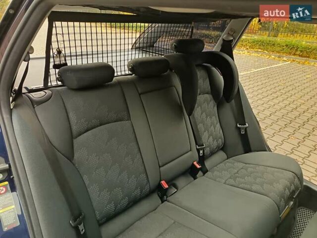 Мерседес Ц-Класс 2003 в Миргороде на Automoto.ua Синий Мерседес Ц-Класс, объемом двигателя 1.8 л и пробегом 286 тыс. км за 5500 $, фото 32 на Automoto.ua