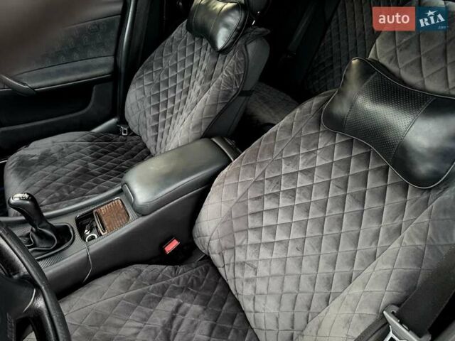 Синій Мерседес Ц-Клас, об'ємом двигуна 2.15 л та пробігом 392 тис. км за 5500 $, фото 24 на Automoto.ua