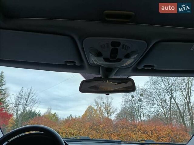 Синий Мерседес Ц-Класс, объемом двигателя 1.8 л и пробегом 286 тыс. км за 5500 $, фото 41 на Automoto.ua