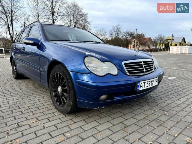 Синій Мерседес Ц-Клас, об'ємом двигуна 2.15 л та пробігом 392 тис. км за 5500 $, фото 1 на Automoto.ua