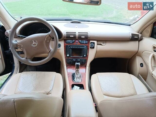 Синій Мерседес Ц-Клас, об'ємом двигуна 2.15 л та пробігом 500 тис. км за 4600 $, фото 7 на Automoto.ua