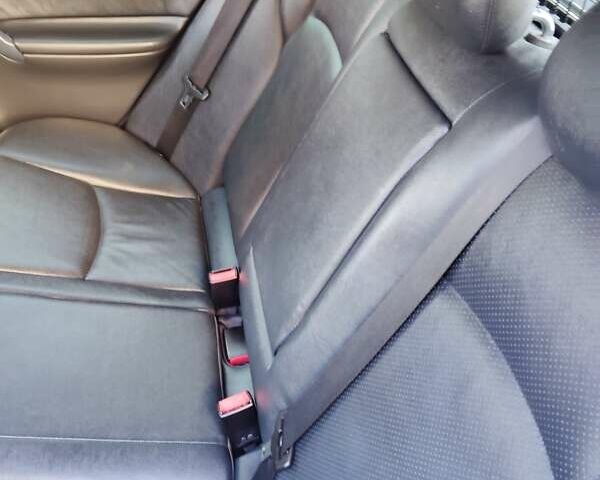 Синій Мерседес Ц-Клас, об'ємом двигуна 2.15 л та пробігом 310 тис. км за 5400 $, фото 11 на Automoto.ua