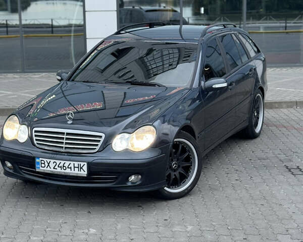 Синий Мерседес Ц-Класс, объемом двигателя 1.8 л и пробегом 285 тыс. км за 5450 $, фото 26 на Automoto.ua