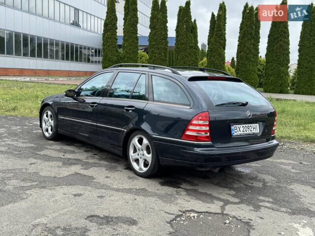 Синій Мерседес Ц-Клас, об'ємом двигуна 1.8 л та пробігом 316 тис. км за 5700 $, фото 32 на Automoto.ua