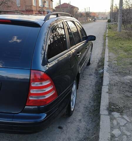 Синій Мерседес Ц-Клас, об'ємом двигуна 1.8 л та пробігом 263 тис. км за 6800 $, фото 6 на Automoto.ua