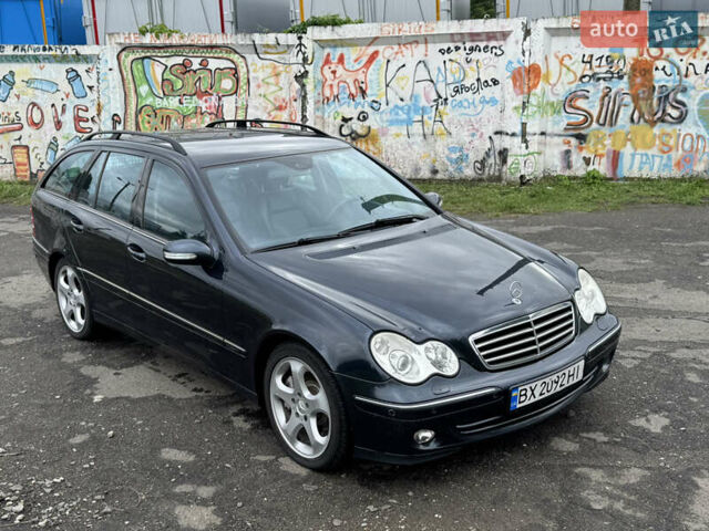 Синій Мерседес Ц-Клас, об'ємом двигуна 1.8 л та пробігом 316 тис. км за 5700 $, фото 16 на Automoto.ua