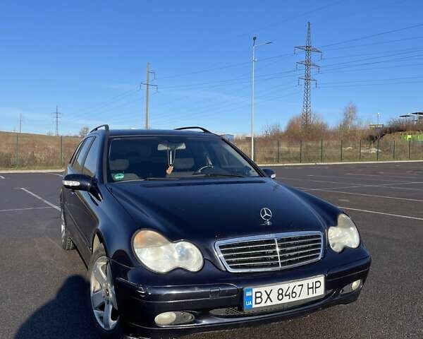 Синий Мерседес Ц-Класс, объемом двигателя 1.8 л и пробегом 230 тыс. км за 5600 $, фото 5 на Automoto.ua