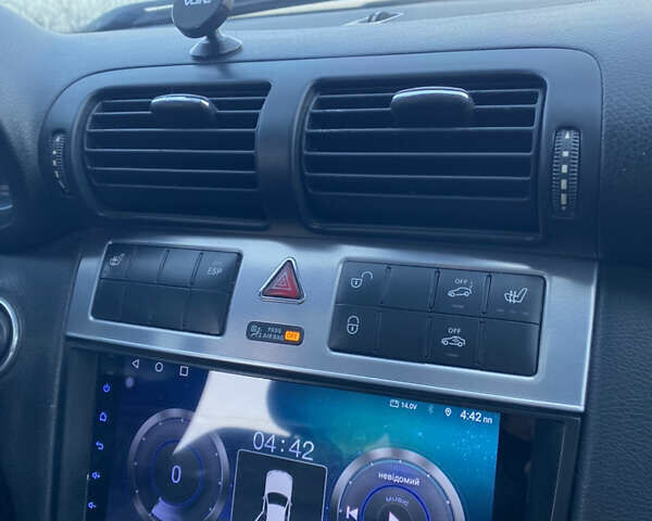 Синій Мерседес Ц-Клас, об'ємом двигуна 1.8 л та пробігом 260 тис. км за 5200 $, фото 21 на Automoto.ua