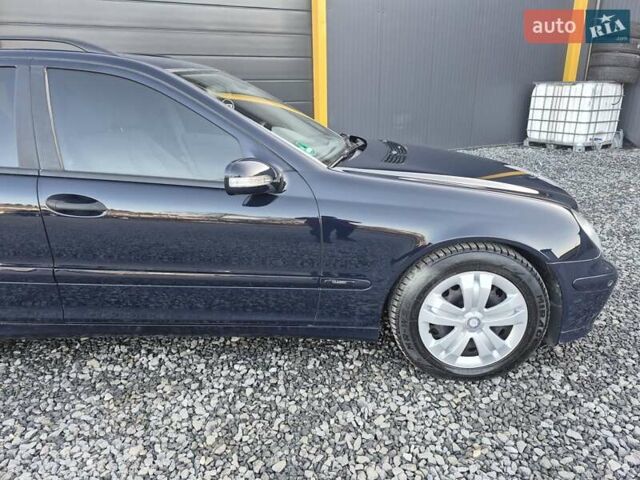 Синій Мерседес Ц-Клас, об'ємом двигуна 1.8 л та пробігом 265 тис. км за 5800 $, фото 6 на Automoto.ua