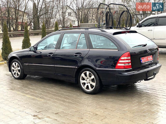 Синий Мерседес Ц-Класс, объемом двигателя 1.8 л и пробегом 280 тыс. км за 5899 $, фото 4 на Automoto.ua