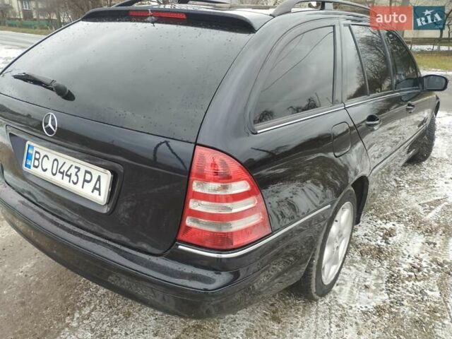 Синій Мерседес Ц-Клас, об'ємом двигуна 1.8 л та пробігом 249 тис. км за 5800 $, фото 1 на Automoto.ua