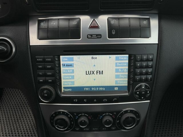 Синій Мерседес Ц-Клас, об'ємом двигуна 2.2 л та пробігом 240 тис. км за 6850 $, фото 21 на Automoto.ua