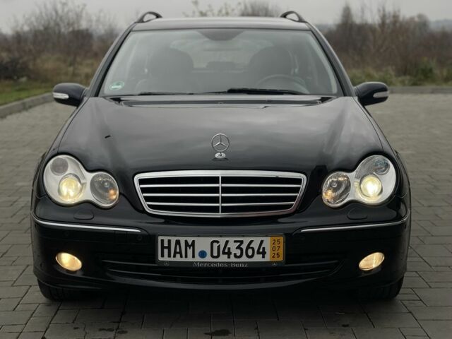 Синій Мерседес Ц-Клас, об'ємом двигуна 2.2 л та пробігом 240 тис. км за 6850 $, фото 2 на Automoto.ua