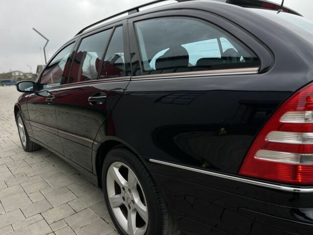 Синій Мерседес Ц-Клас, об'ємом двигуна 2.2 л та пробігом 240 тис. км за 6850 $, фото 9 на Automoto.ua