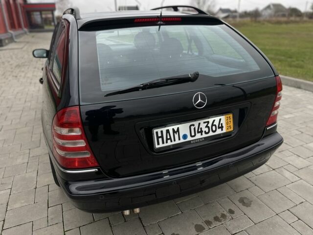 Синій Мерседес Ц-Клас, об'ємом двигуна 2.2 л та пробігом 240 тис. км за 6850 $, фото 15 на Automoto.ua