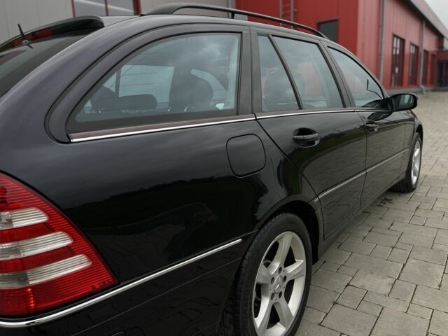 Синій Мерседес Ц-Клас, об'ємом двигуна 2.2 л та пробігом 240 тис. км за 6850 $, фото 13 на Automoto.ua