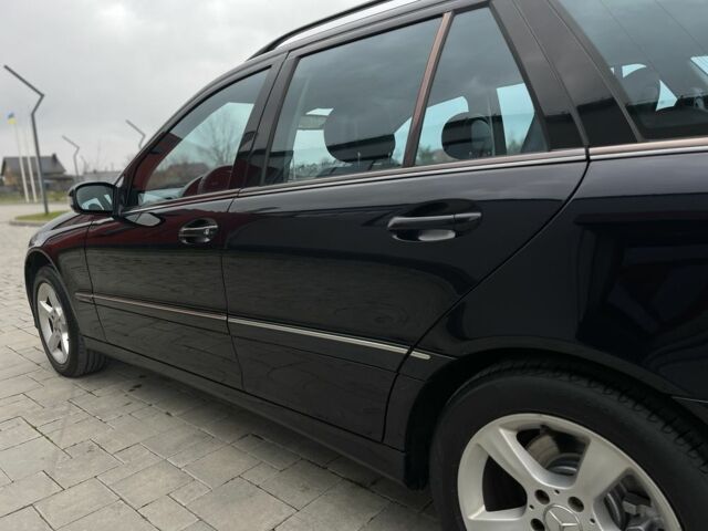 Синій Мерседес Ц-Клас, об'ємом двигуна 2.2 л та пробігом 240 тис. км за 6850 $, фото 10 на Automoto.ua