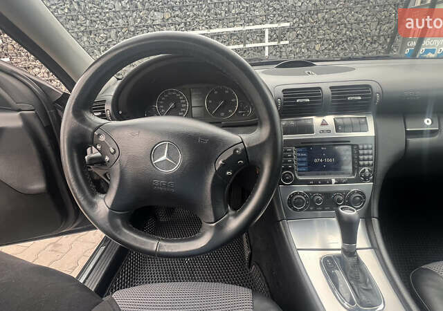 Синій Мерседес Ц-Клас, об'ємом двигуна 2.99 л та пробігом 288 тис. км за 7300 $, фото 10 на Automoto.ua