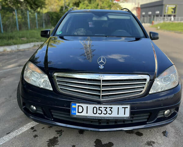 Синій Мерседес Ц-Клас, об'ємом двигуна 2.1 л та пробігом 395 тис. км за 8300 $, фото 5 на Automoto.ua