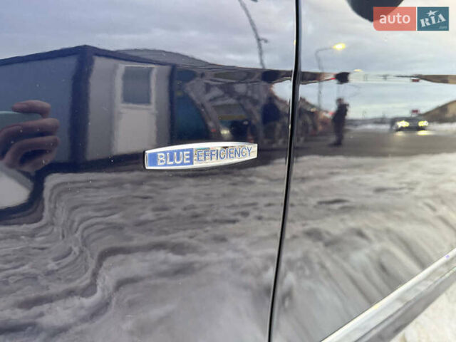 Синий Мерседес Ц-Класс, объемом двигателя 2.14 л и пробегом 395 тыс. км за 11000 $, фото 9 на Automoto.ua