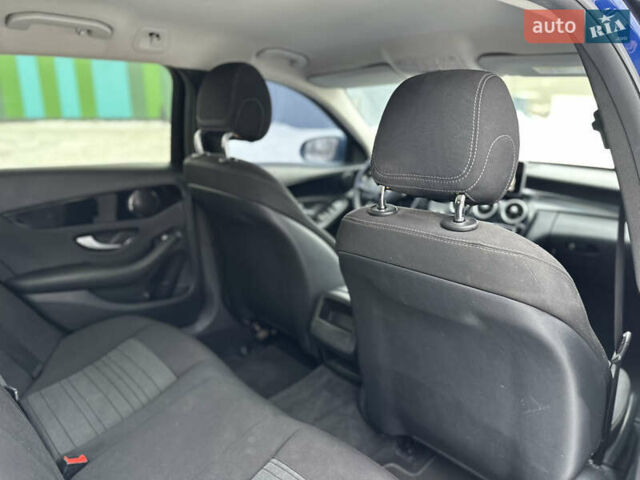 Синій Мерседес Ц-Клас, об'ємом двигуна 1.6 л та пробігом 333 тис. км за 10350 $, фото 48 на Automoto.ua