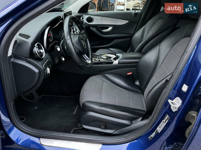 Синій Мерседес Ц-Клас, об'ємом двигуна 2.2 л та пробігом 320 тис. км за 13900 $, фото 6 на Automoto.ua