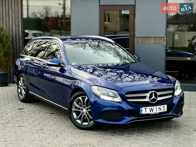 Синій Мерседес Ц-Клас, об'ємом двигуна 2.2 л та пробігом 320 тис. км за 13900 $, фото 2 на Automoto.ua