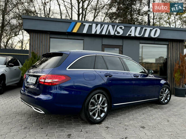 Синій Мерседес Ц-Клас, об'ємом двигуна 2.2 л та пробігом 320 тис. км за 13900 $, фото 18 на Automoto.ua