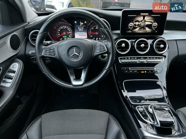 Синій Мерседес Ц-Клас, об'ємом двигуна 2.2 л та пробігом 320 тис. км за 13900 $, фото 9 на Automoto.ua