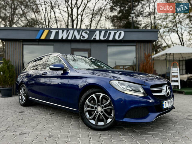 Синій Мерседес Ц-Клас, об'ємом двигуна 2.2 л та пробігом 320 тис. км за 13900 $, фото 15 на Automoto.ua