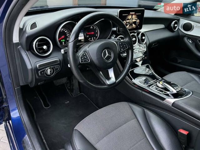 Синій Мерседес Ц-Клас, об'ємом двигуна 2.2 л та пробігом 320 тис. км за 13900 $, фото 24 на Automoto.ua