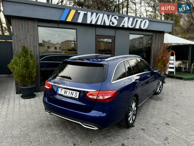 Синій Мерседес Ц-Клас, об'ємом двигуна 2.2 л та пробігом 320 тис. км за 13900 $, фото 17 на Automoto.ua