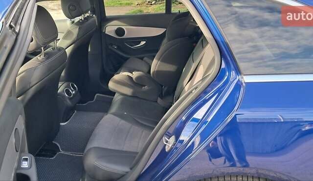 Синий Мерседес Ц-Класс, объемом двигателя 2.14 л и пробегом 231 тыс. км за 20000 $, фото 16 на Automoto.ua