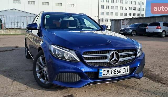 Синий Мерседес Ц-Класс, объемом двигателя 2.14 л и пробегом 231 тыс. км за 20000 $, фото 18 на Automoto.ua