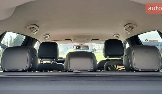 Синий Мерседес Ц-Класс, объемом двигателя 2.14 л и пробегом 231 тыс. км за 20000 $, фото 15 на Automoto.ua