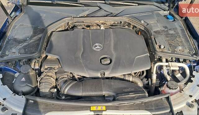 Синий Мерседес Ц-Класс, объемом двигателя 2.14 л и пробегом 231 тыс. км за 20000 $, фото 23 на Automoto.ua