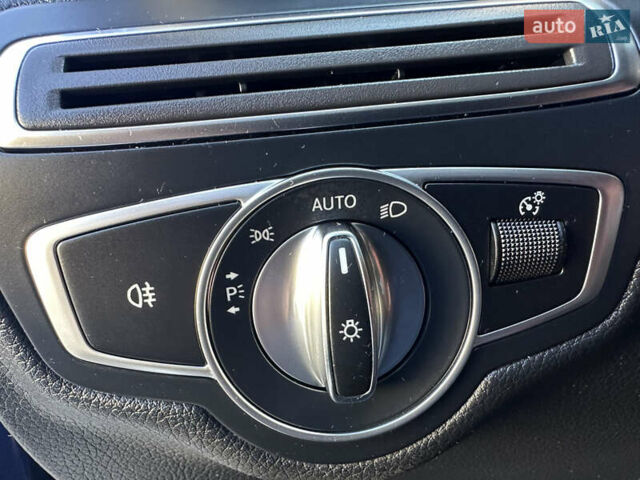 Синій Мерседес Ц-Клас, об'ємом двигуна 1.6 л та пробігом 180 тис. км за 17999 $, фото 89 на Automoto.ua