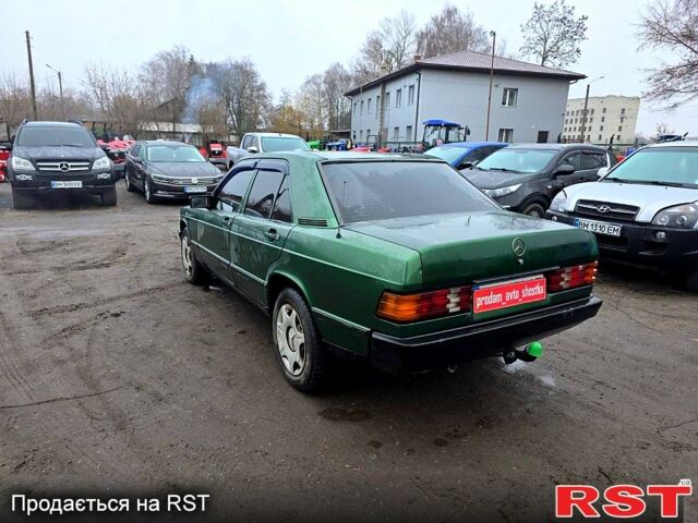 Зелений Мерседес Ц-Клас, об'ємом двигуна 2 л та пробігом 185 тис. км за 2400 $, фото 2 на Automoto.ua