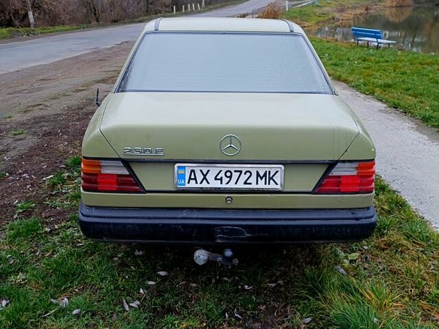 Зеленый Мерседес Ц-Класс, объемом двигателя 2.3 л и пробегом 0 тыс. км за 2000 $, фото 3 на Automoto.ua