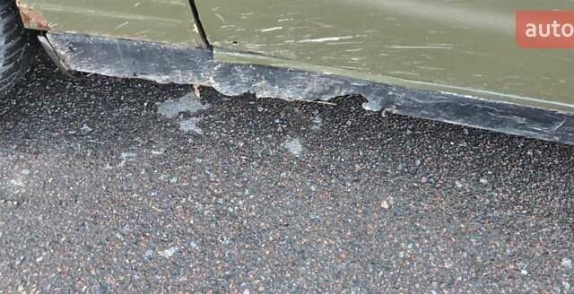 Зеленый Мерседес Ц-Класс, объемом двигателя 0 л и пробегом 214 тыс. км за 800 $, фото 4 на Automoto.ua